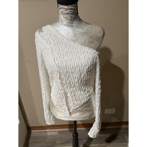 SHEIN Tops - SHEIN Women's petite L White One Shoulder Long Sleeve Textured Stretch Slim  Top